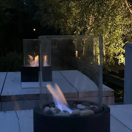 Bed & Breakfast Flora's