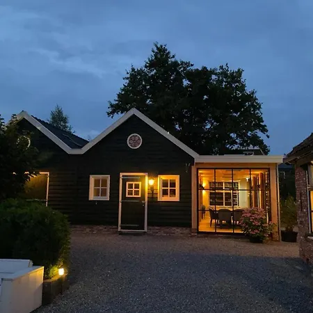 Bed and breakfast Flora's