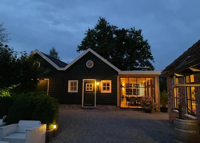 Bed and breakfast Flora's